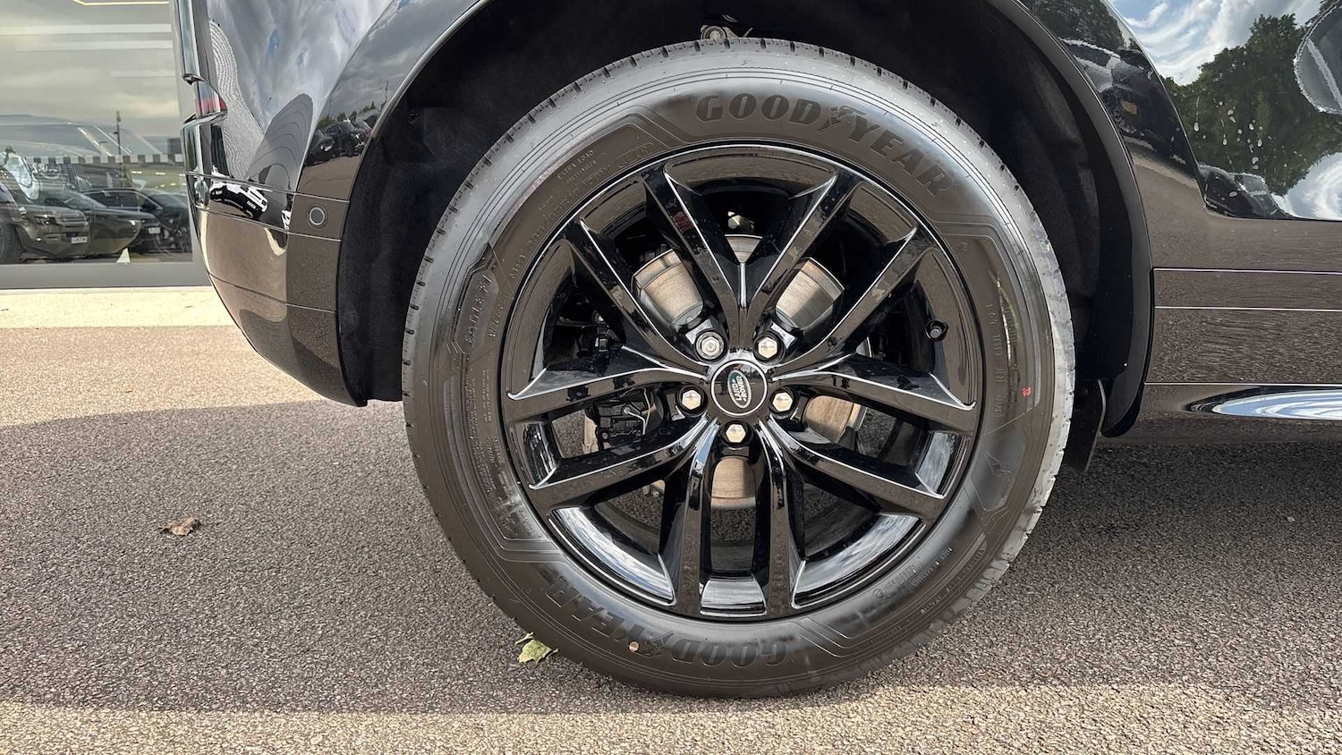 Used Land Rover Range Rover Evoque 2025 for sale - 76540782: Photo 24