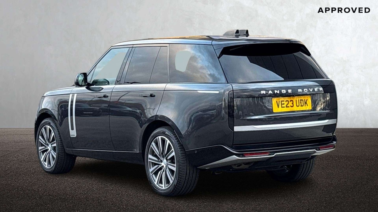 Used Land Rover Range Rover 2023 for sale - 76564432: Photo 2