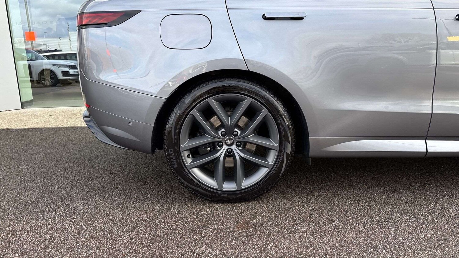 Used Land Rover Range Rover Sport 2024 for sale - 77414542: Photo 30