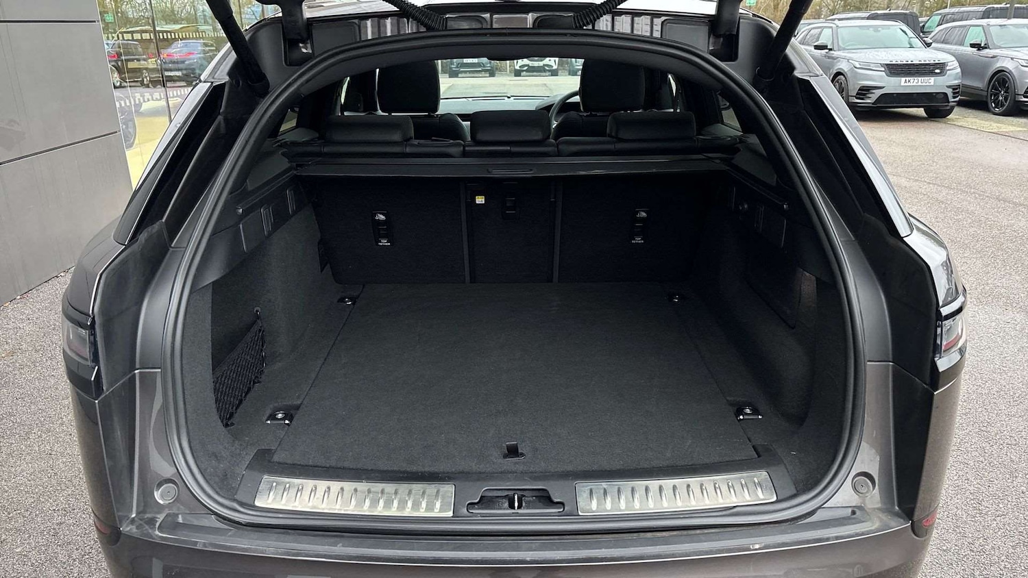 Used Land Rover Range Rover Velar 2023 for sale - 77257358: Photo 10