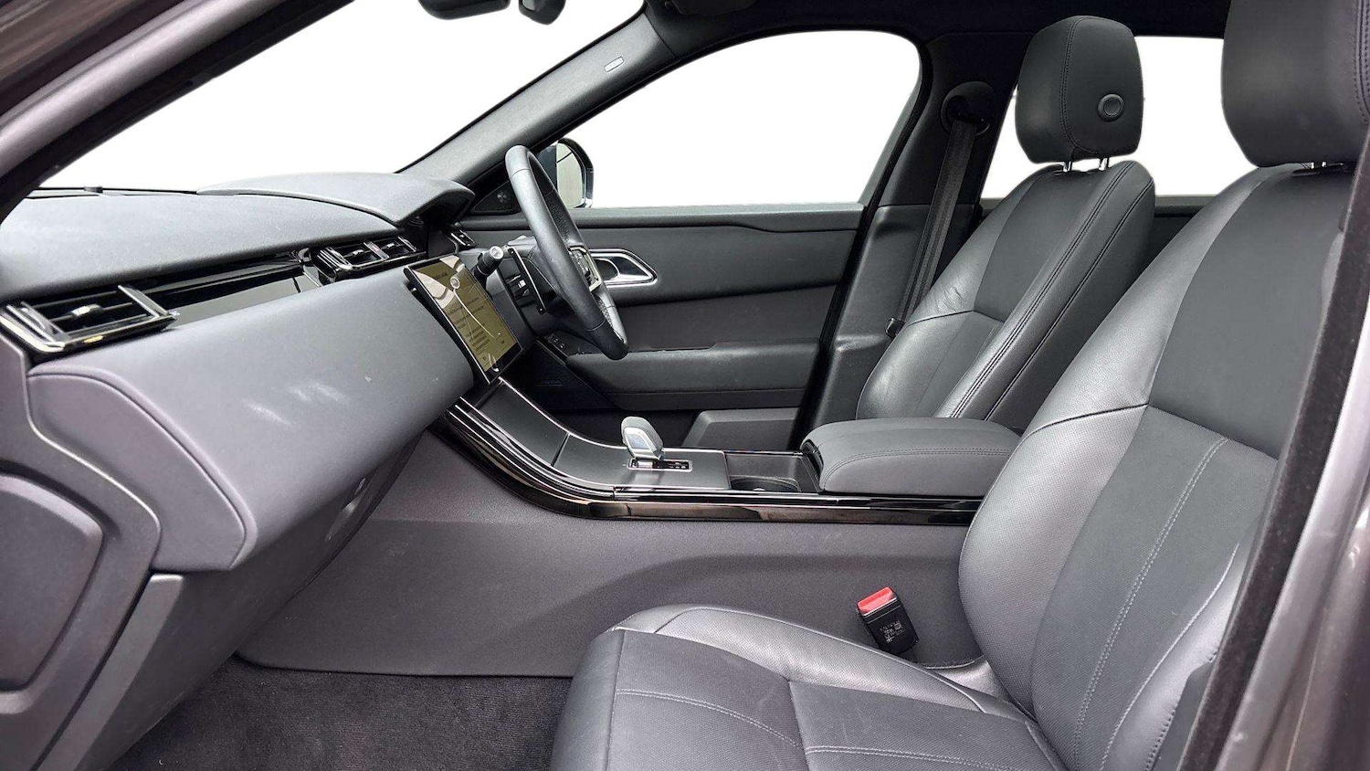 Used Land Rover Range Rover Velar 2023 for sale - 77257358: Photo 3