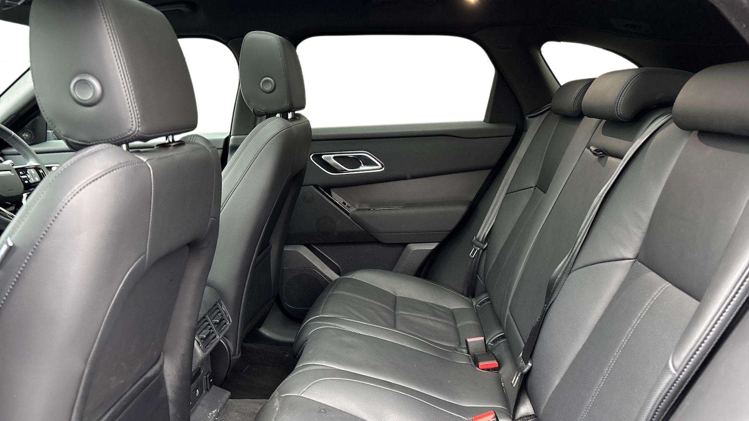 Used Land Rover Range Rover Velar 2023 for sale - 77257358: Photo 4