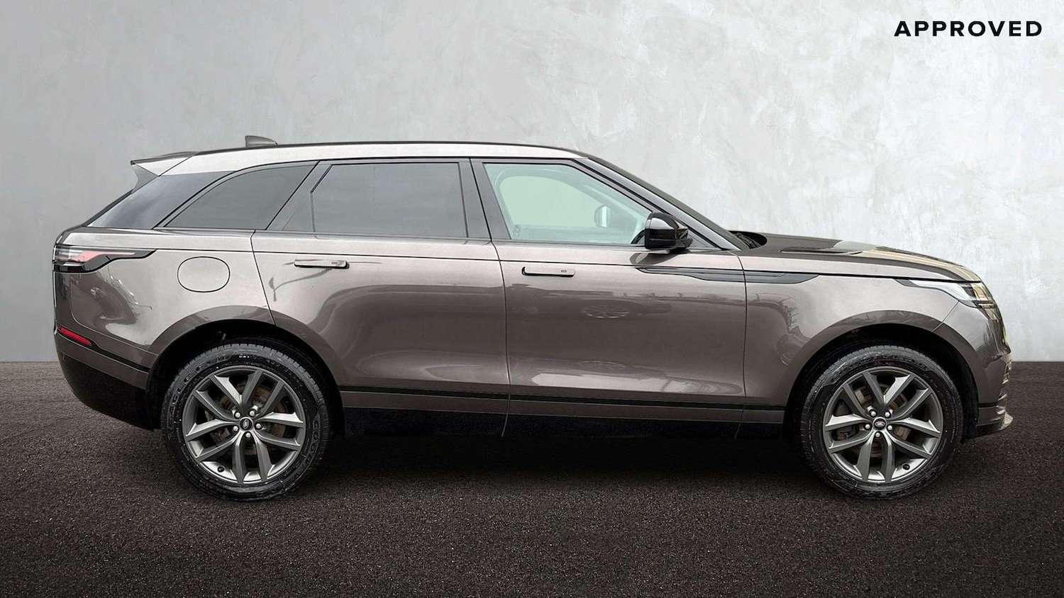 Used Land Rover Range Rover Velar 2023 for sale - 77257358: Photo 5