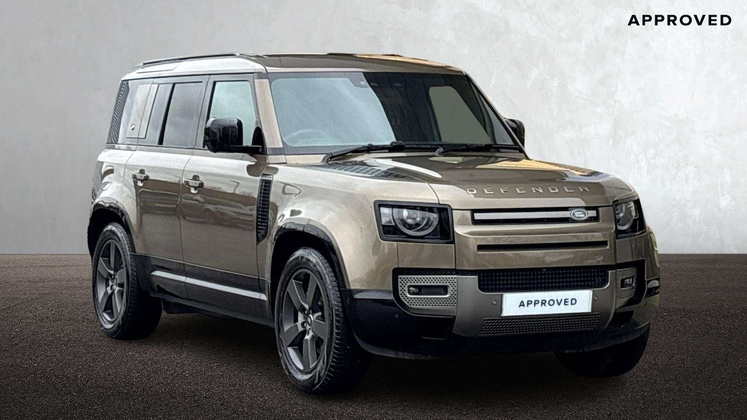 Used Land Rover Defender 2024 for sale - 76774222: Photo 1