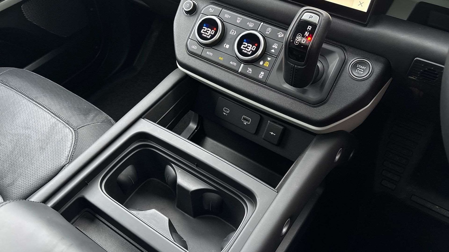 Used Land Rover Defender 2024 for sale - 76774222: Photo 13