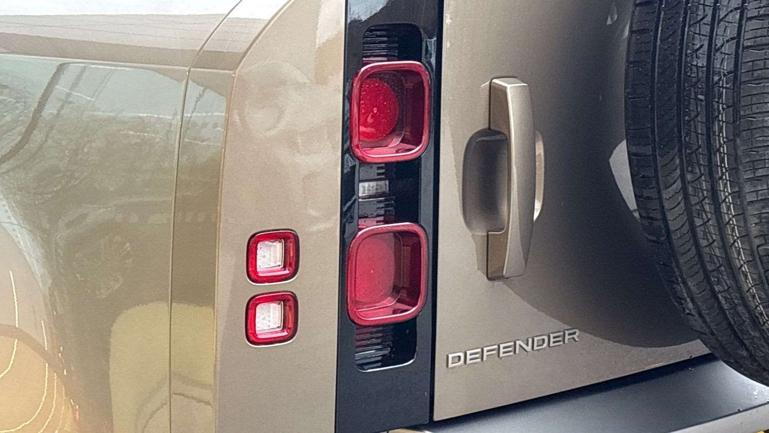 Used Land Rover Defender 2024 for sale - 76774222: Photo 19