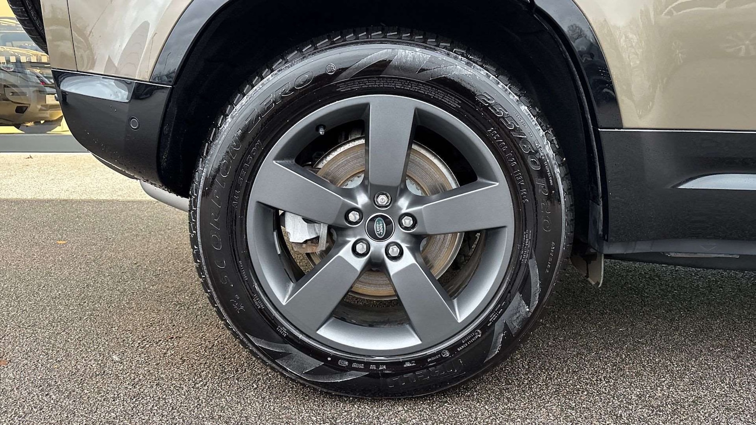 Used Land Rover Defender 2024 for sale - 76774222: Photo 30