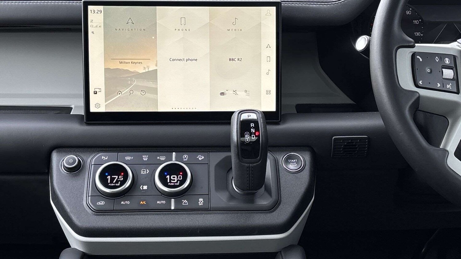 Used Land Rover Defender 2023 for sale - 76460265: Photo 14