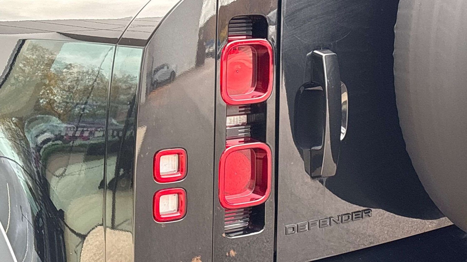 Used Land Rover Defender 2023 for sale - 76460265: Photo 19