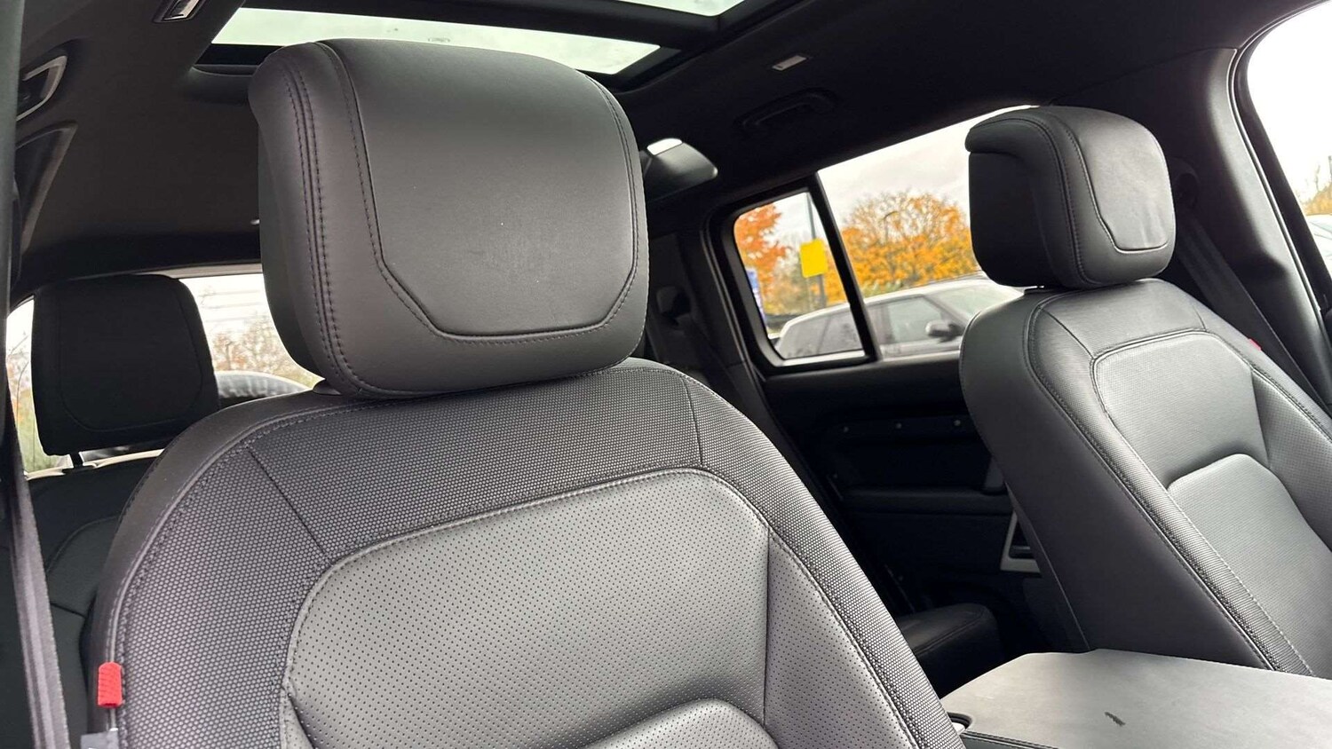 Used Land Rover Defender 2023 for sale - 76460265: Photo 35