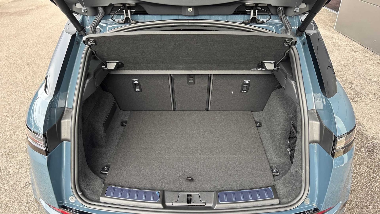 Used Land Rover Range Rover Evoque 2025 for sale - 76460220: Photo 10