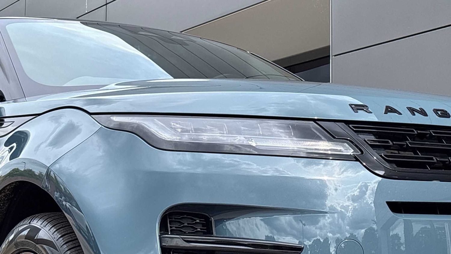 Used Land Rover Range Rover Evoque 2025 for sale - 76460220: Photo 17