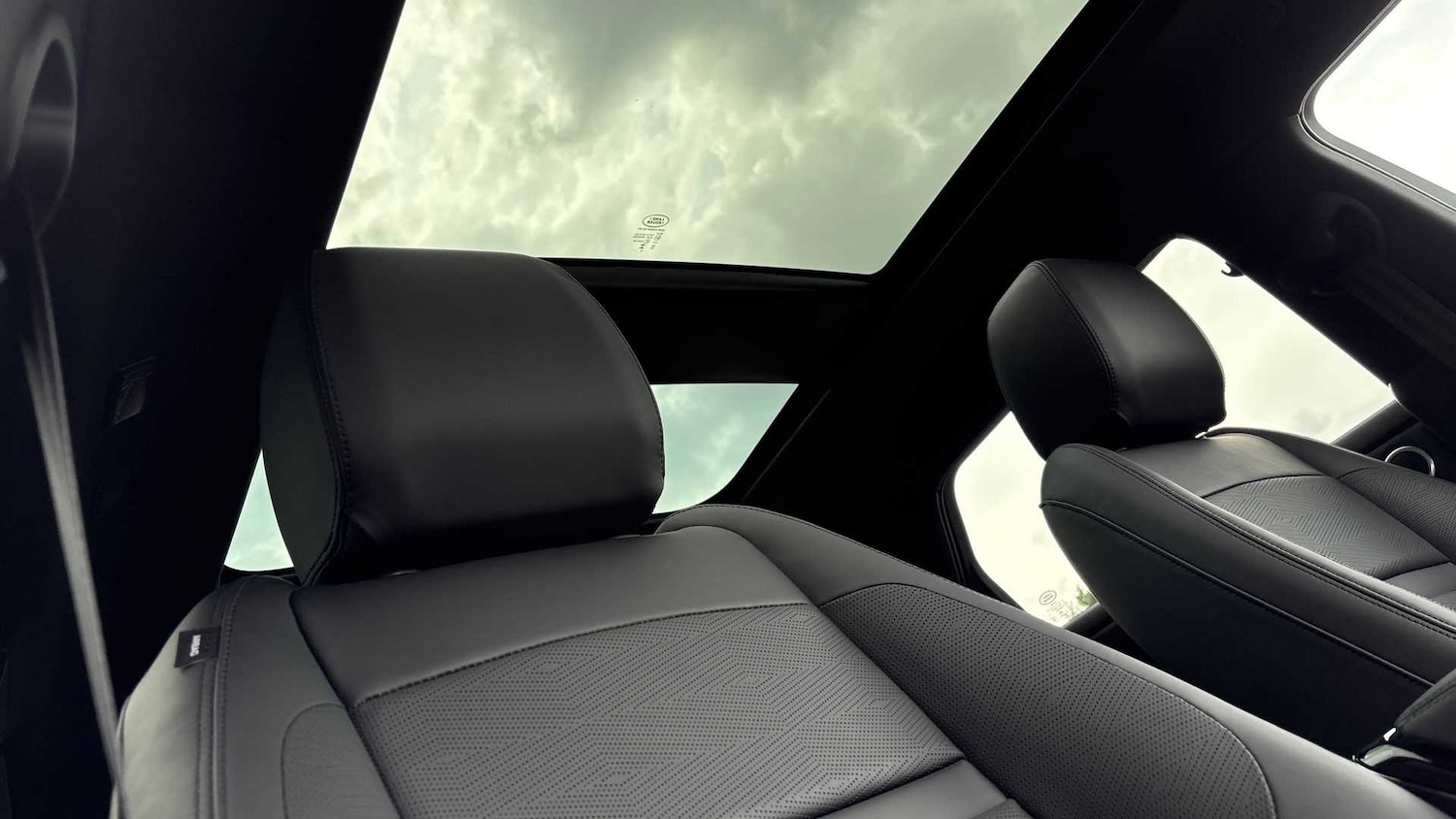 Used Land Rover Range Rover Evoque 2025 for sale - 76460220: Photo 28