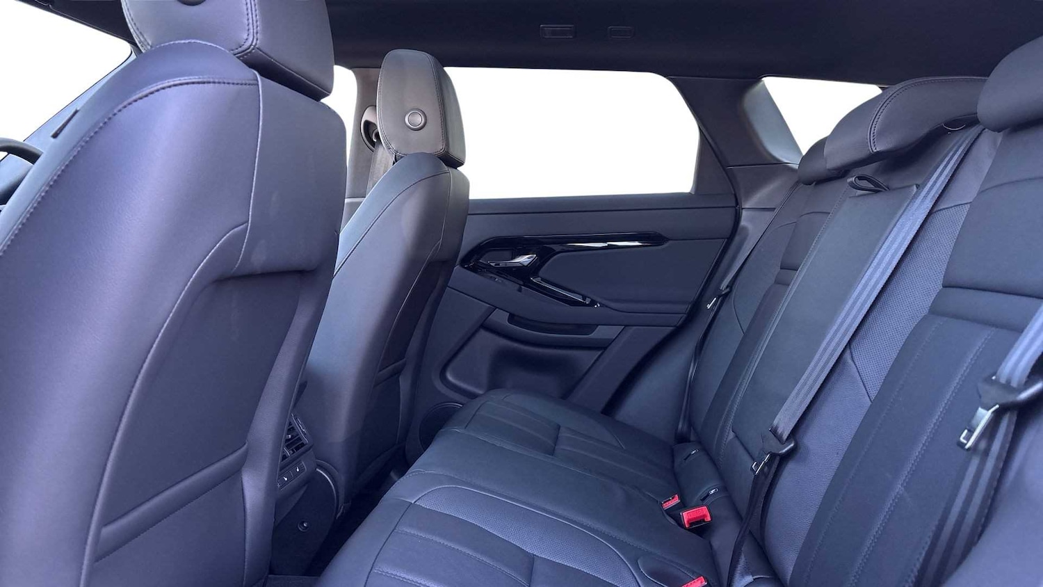 Used Land Rover Range Rover Evoque 2025 for sale - 76460597: Photo 4