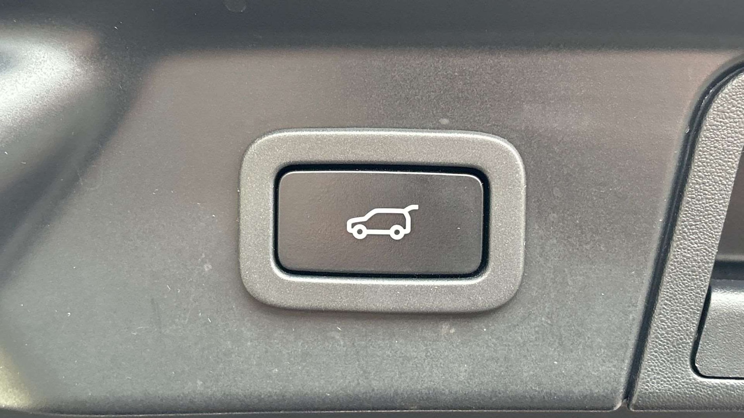 Used Land Rover Range Rover Velar 2019 for sale - 78037750: Photo 33