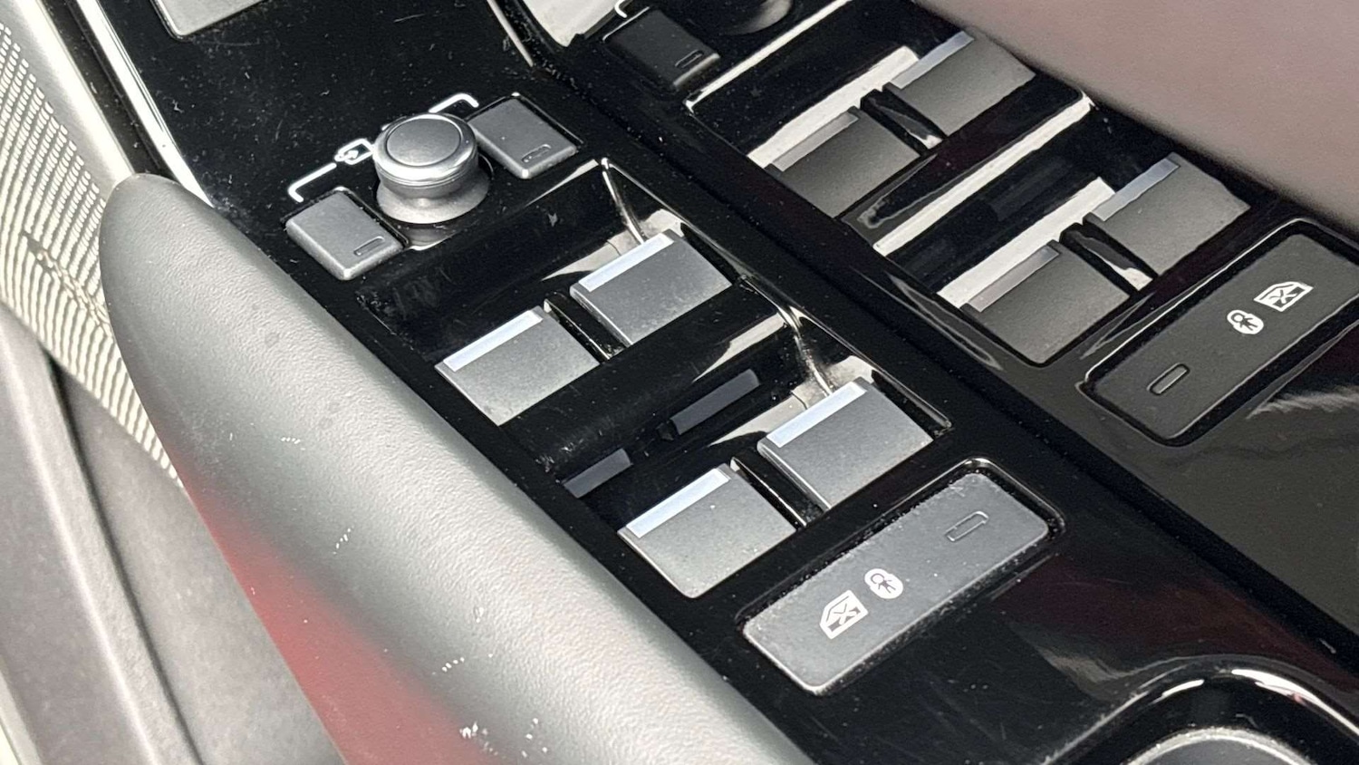 Used Land Rover Range Rover Velar 2019 for sale - 78037750: Photo 34