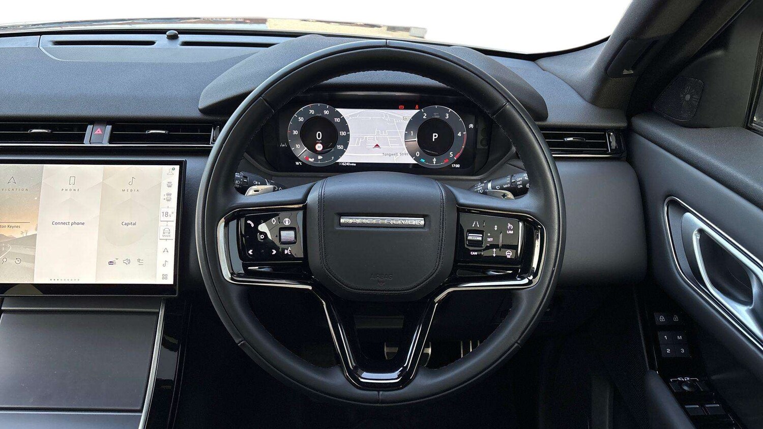 Used Land Rover Range Rover Velar 2025 for sale - 77561096: Photo 15