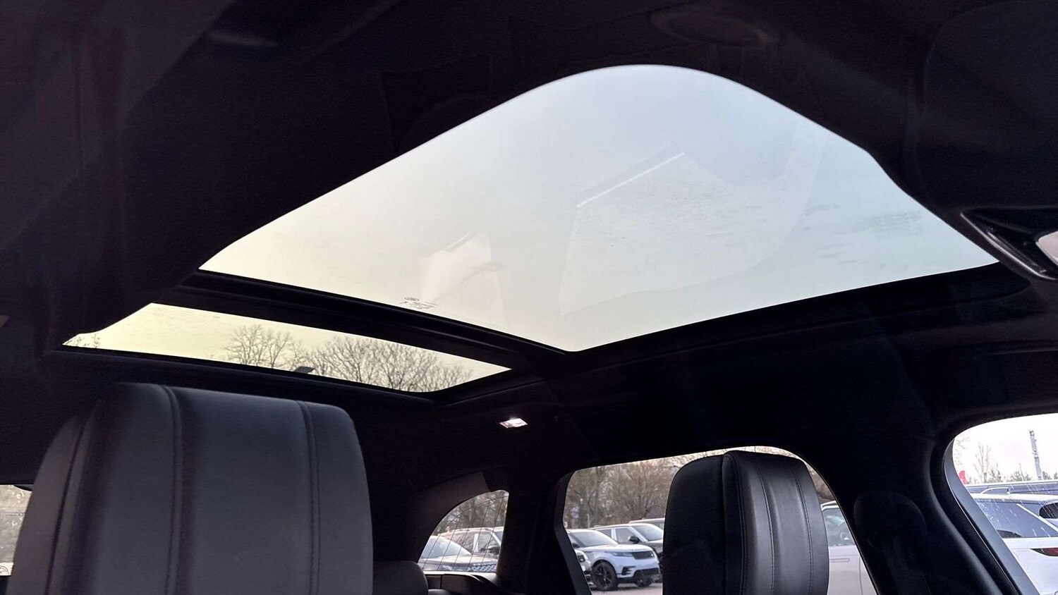 Used Land Rover Range Rover Velar 2025 for sale - 77561096: Photo 21