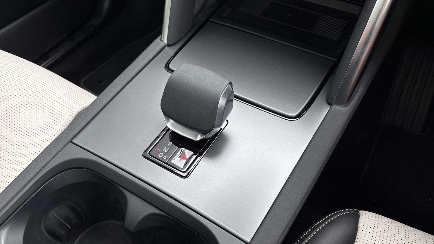 Used Land Rover Discovery Sport 2024 for sale - 78010195: Photo 13