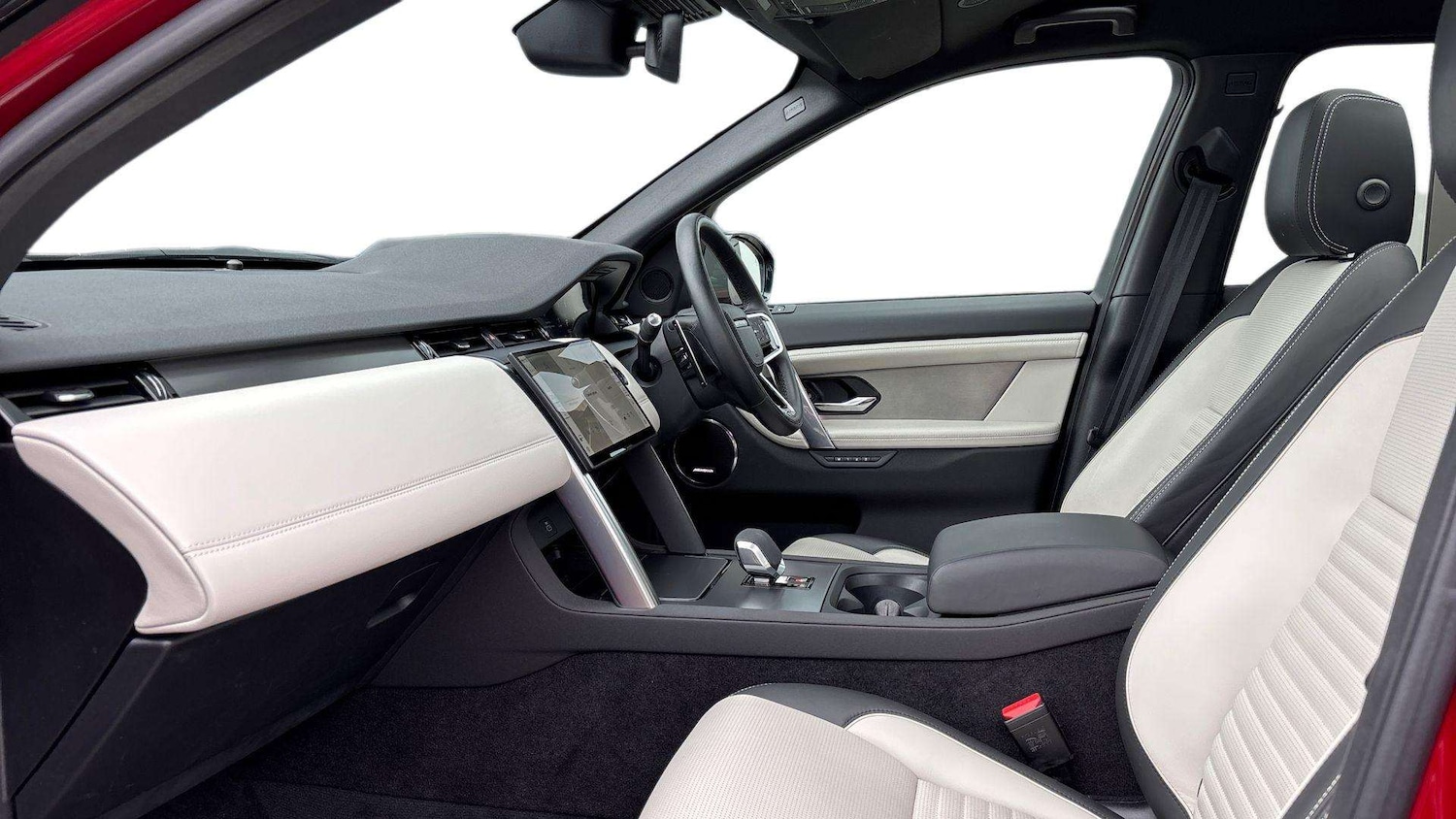 Used Land Rover Discovery Sport 2024 for sale - 78010195: Photo 3