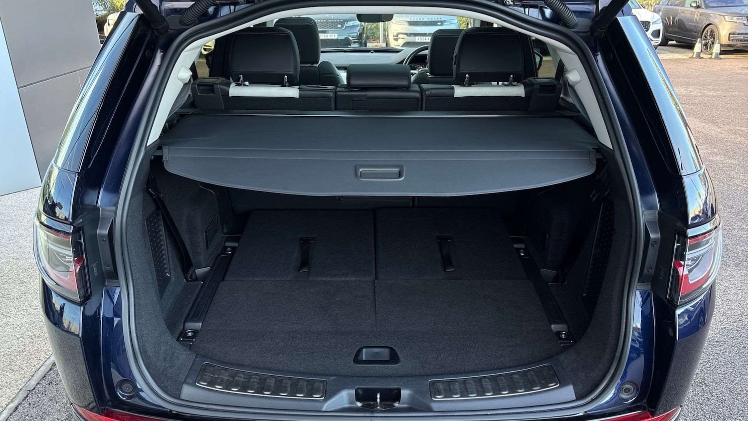 Used Land Rover Discovery Sport 2022 for sale - 77795612: Photo 10