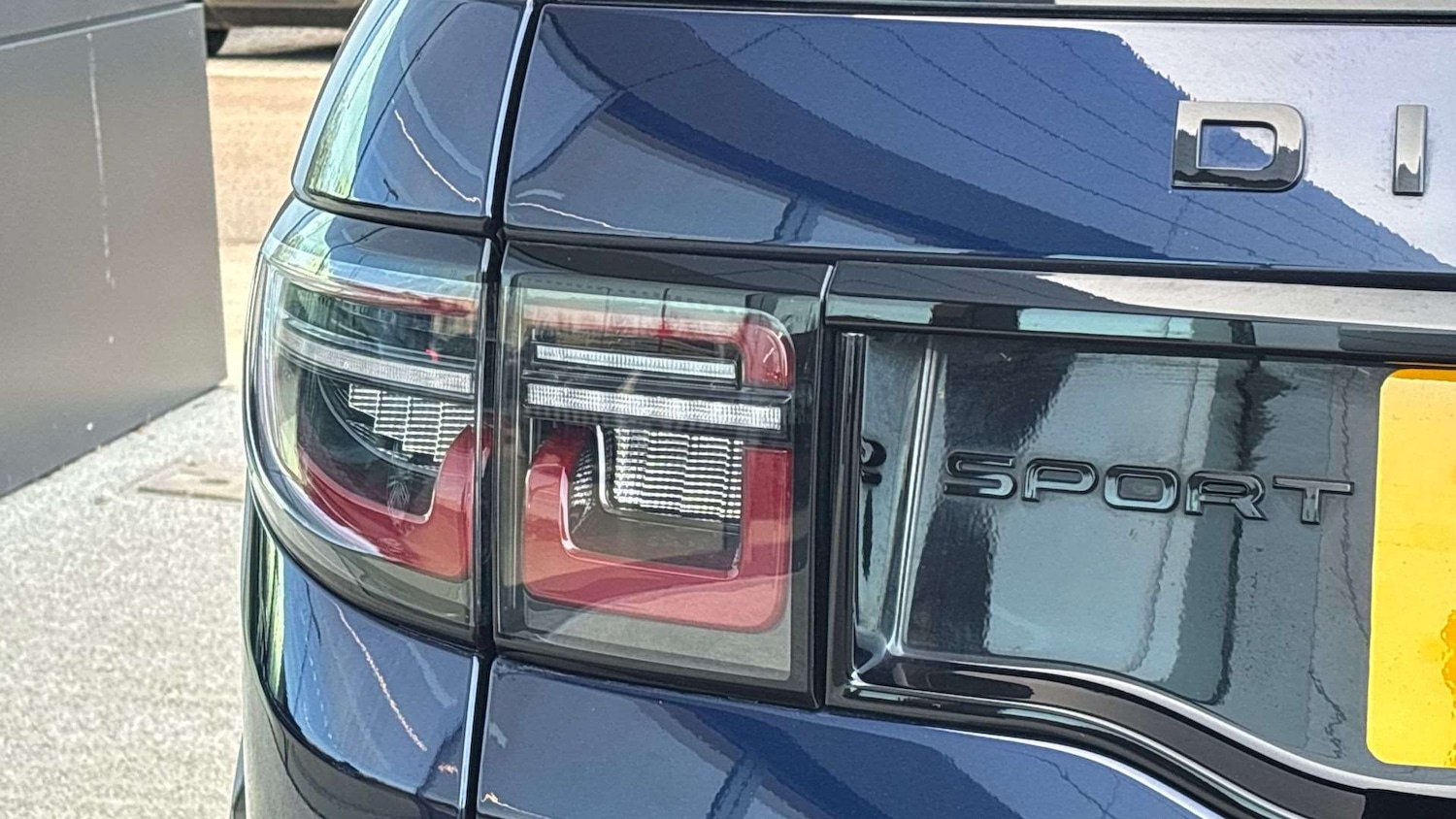 Used Land Rover Discovery Sport 2022 for sale - 77795612: Photo 26