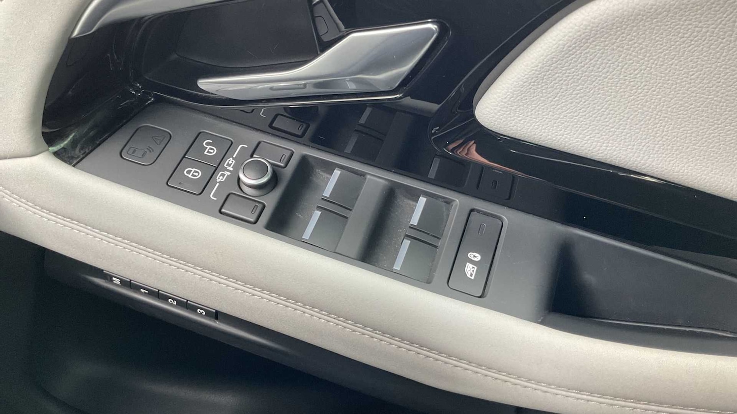 Used Land Rover Range Rover Evoque 2019 for sale - 76718149: Photo 24