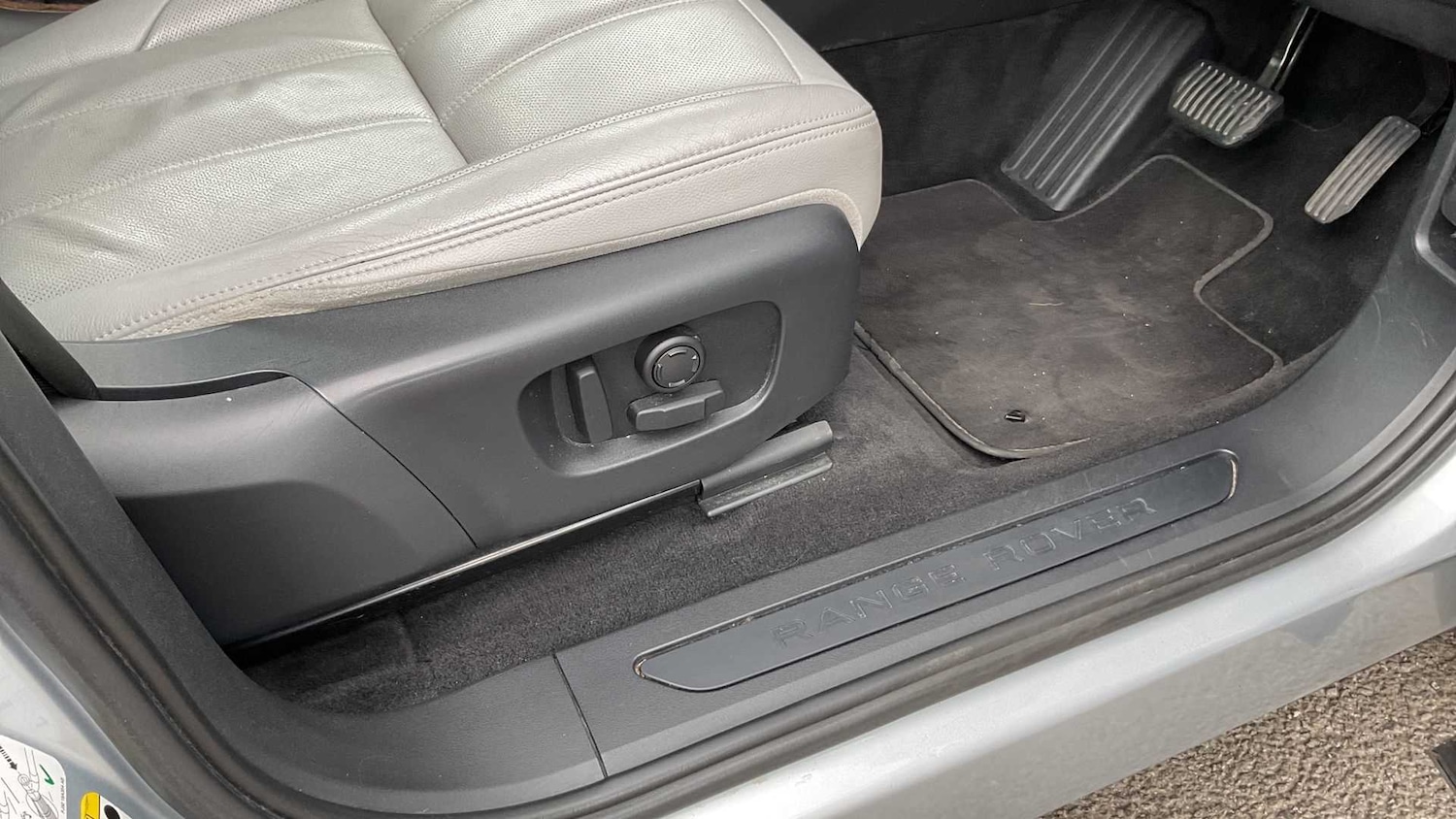 Used Land Rover Range Rover Evoque 2019 for sale - 76718149: Photo 31