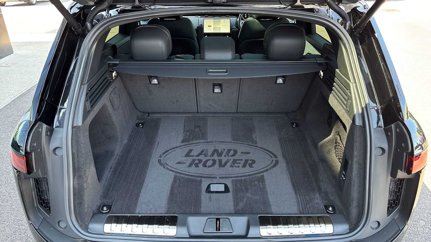 Used Land Rover Range Rover Sport 2025 for sale - 76460052: Photo 10