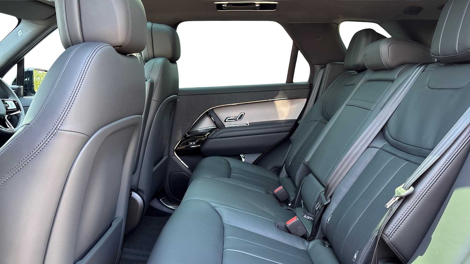 Used Land Rover Range Rover Sport 2025 for sale - 76460052: Photo 4