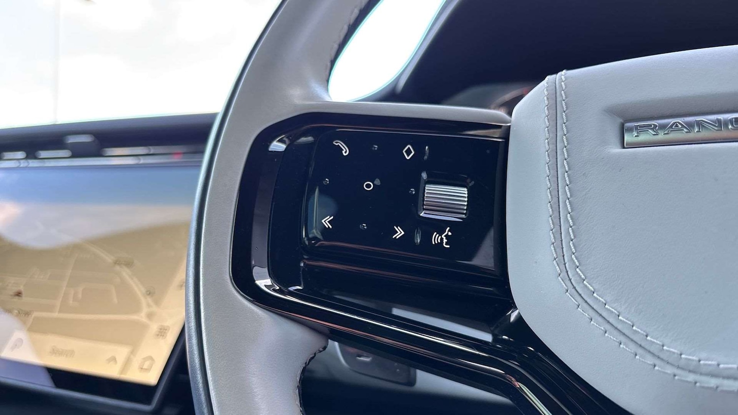 Used Land Rover Range Rover Sport 2024 for sale - 76460254: Photo 30