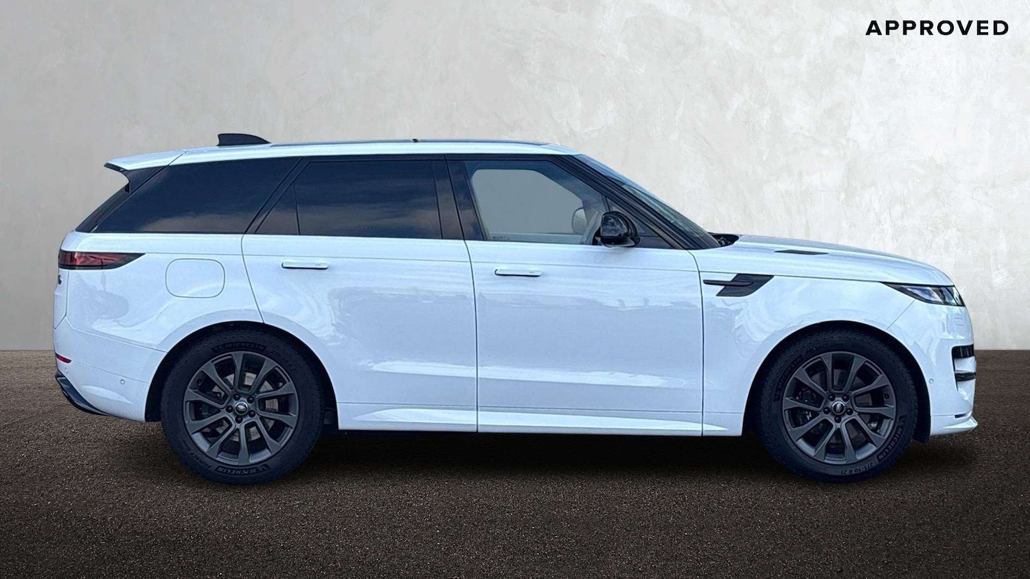 Used Land Rover Range Rover Sport 2024 for sale - 76460254: Photo 5