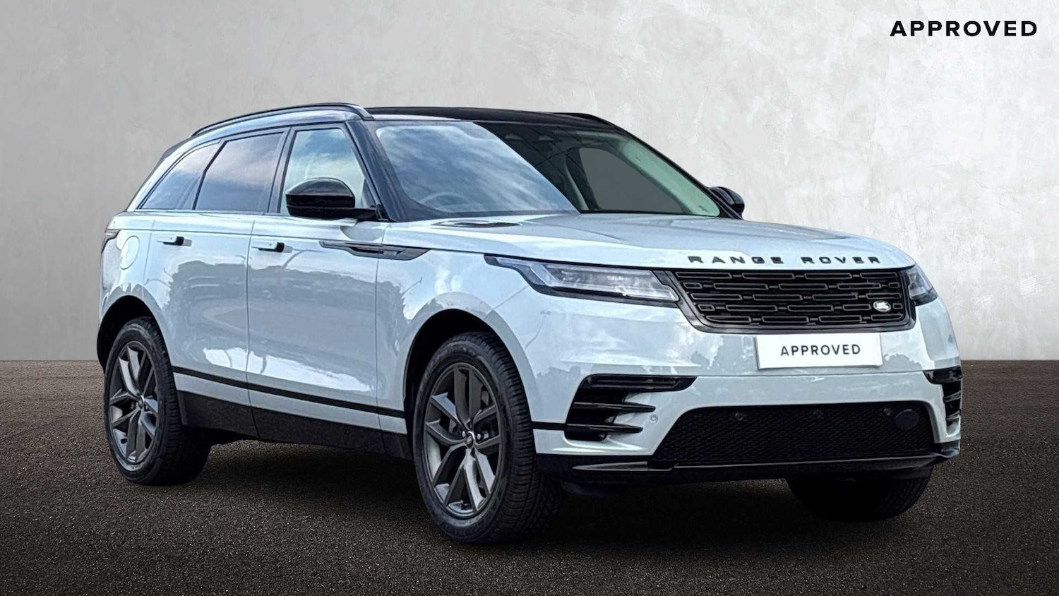 Used Land Rover Range Rover Velar 2024 for sale - 76460120: Photo 1