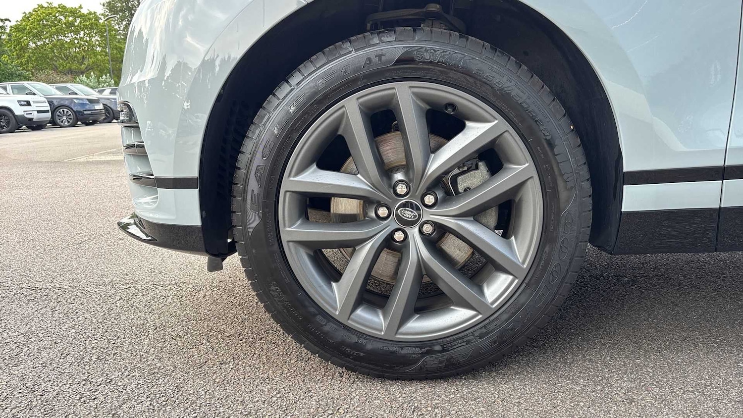 Used Land Rover Range Rover Velar 2024 for sale - 76460120: Photo 25