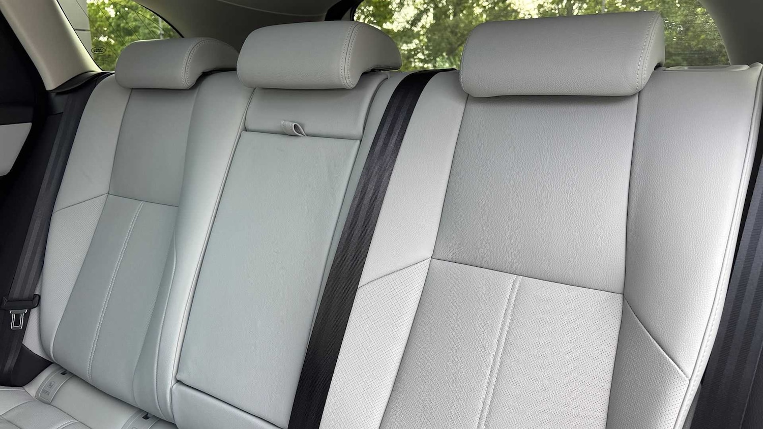 Used Land Rover Range Rover Velar 2024 for sale - 76460120: Photo 26