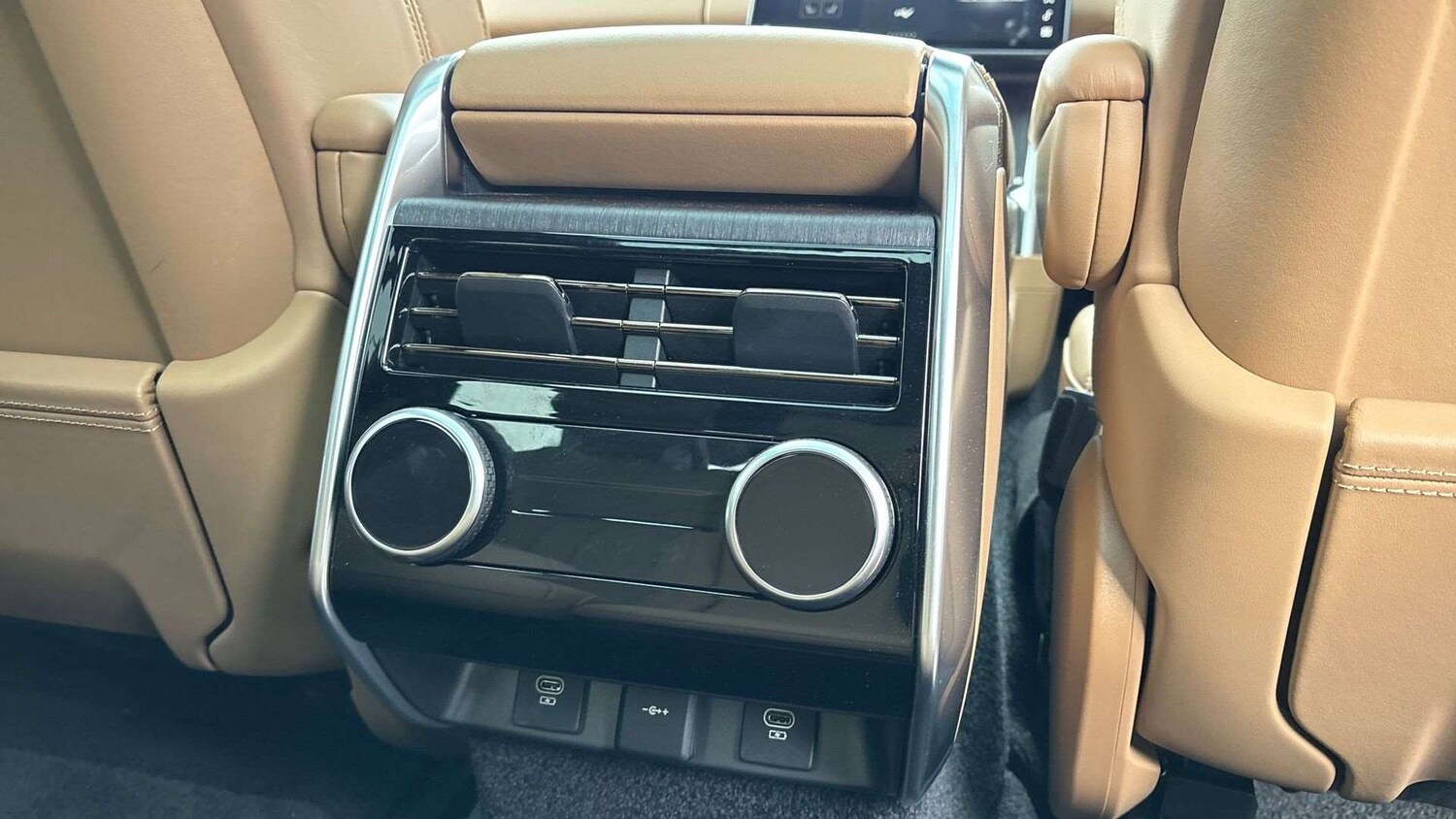 Used Land Rover Range Rover 2024 for sale - 76460134: Photo 18