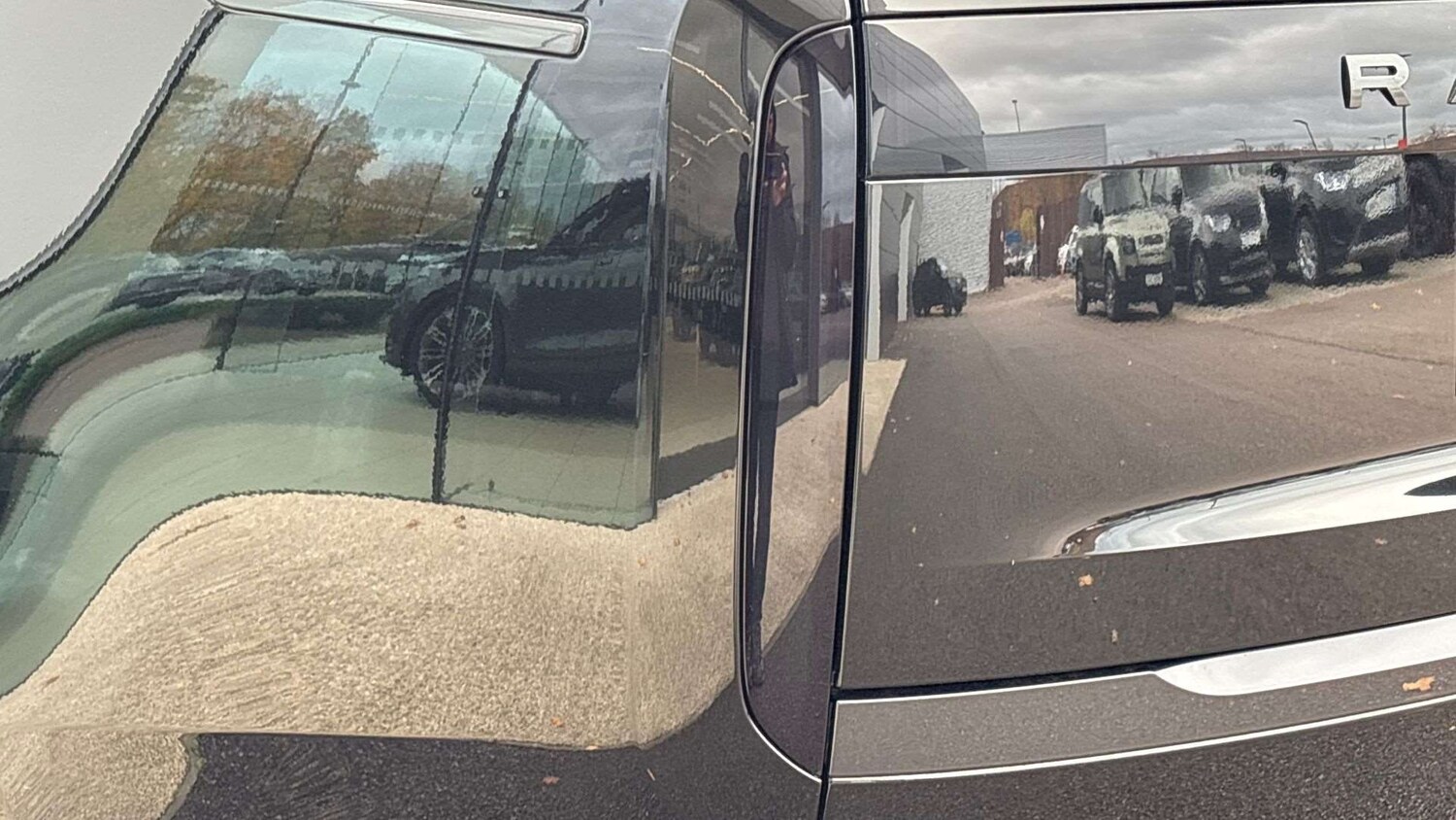 Used Land Rover Range Rover 2024 for sale - 76460134: Photo 19