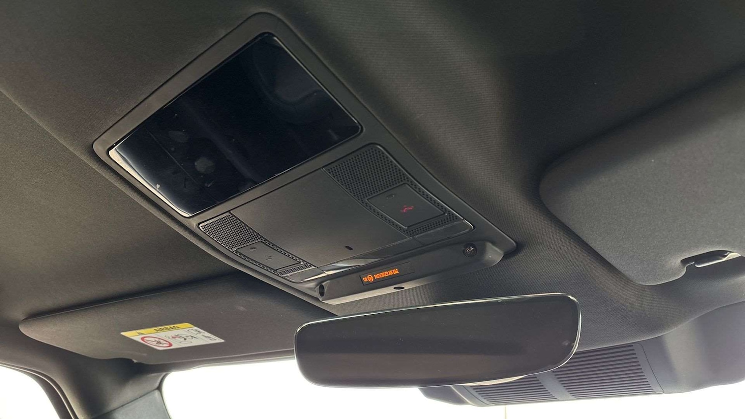 Used Land Rover Defender 2022 for sale - 77628105: Photo 23