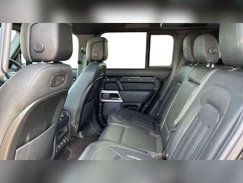 Used Land Rover Defender 2021 for sale - 79702479: Photo