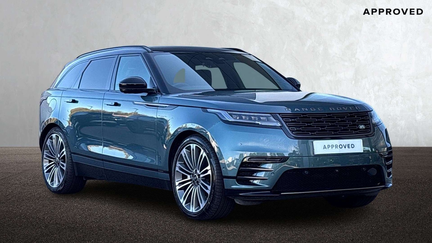 Used Land Rover Range Rover Velar 2025 for sale - 76460117: Photo 1