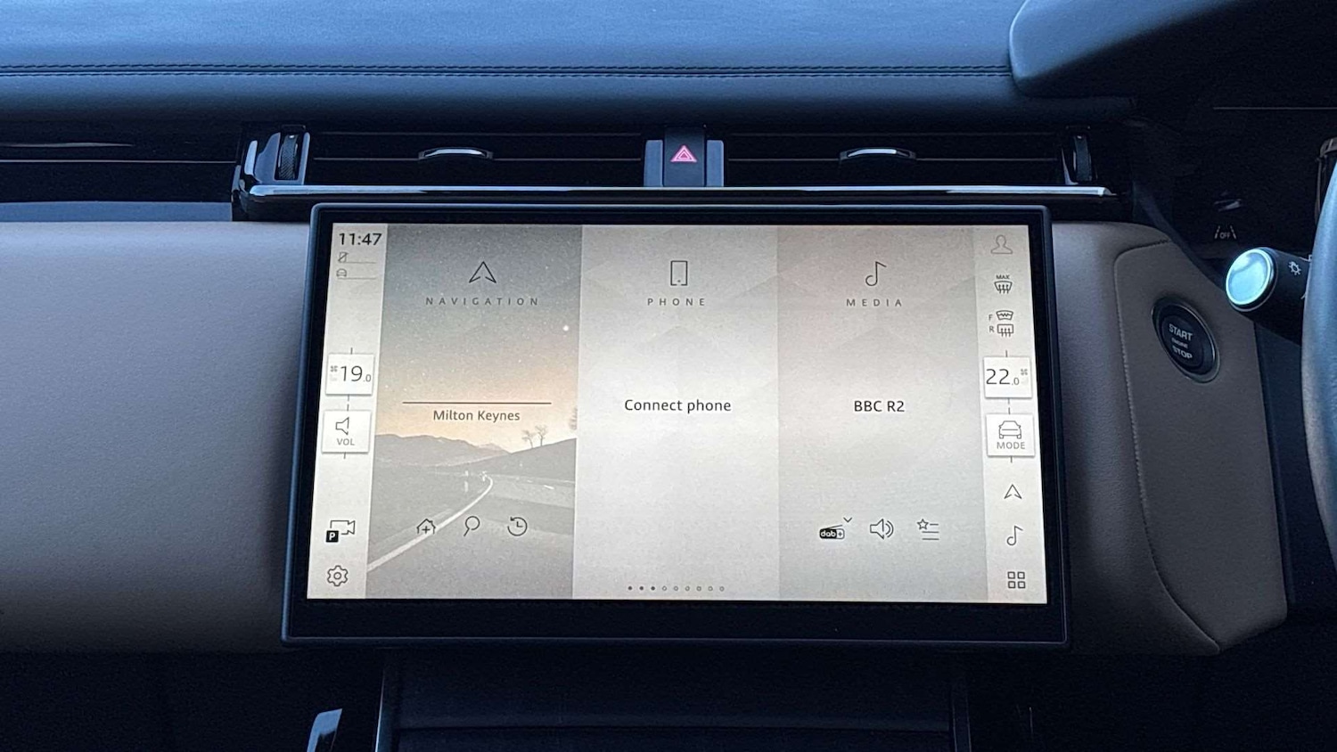 Used Land Rover Range Rover Velar 2025 for sale - 76460117: Photo 14