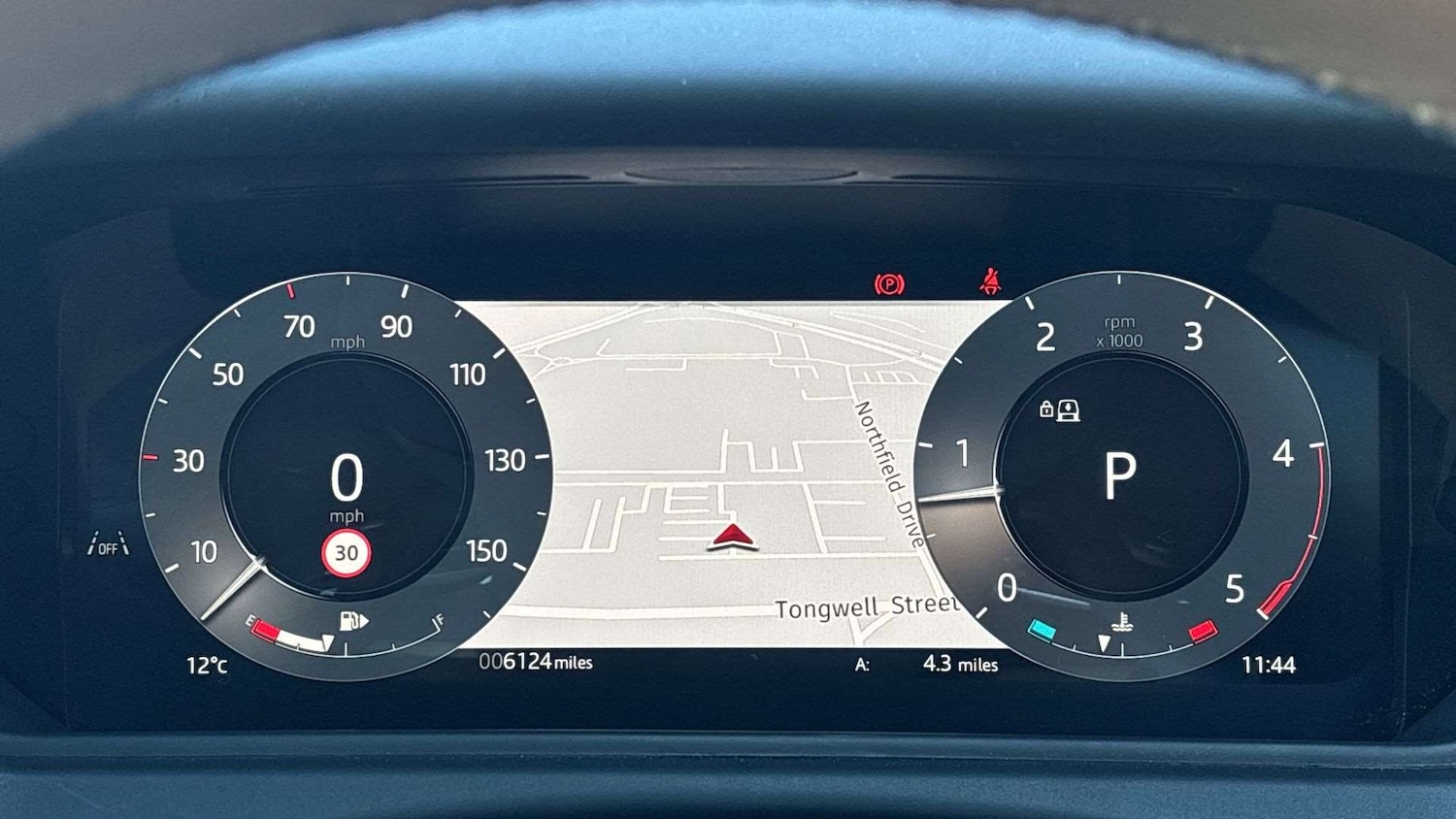 Used Land Rover Range Rover Velar 2025 for sale - 76460117: Photo 16