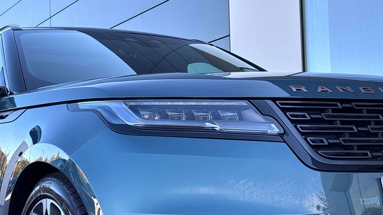 Used Land Rover Range Rover Velar 2025 for sale - 76460117: Photo 17