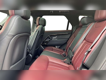 Used Land Rover Range Rover Sport 2024 for sale - 76459965: Photo