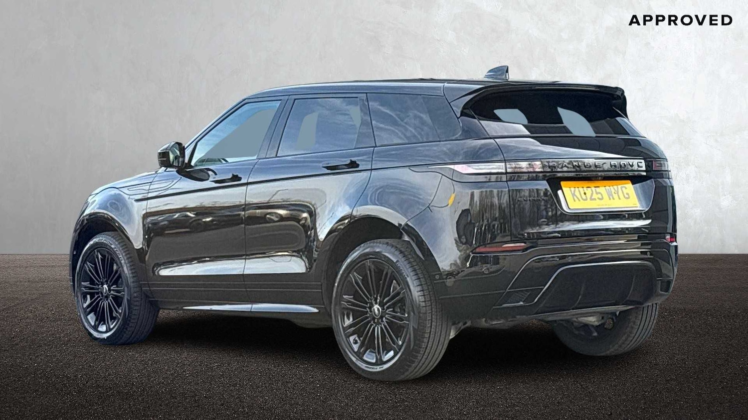 Used Land Rover Range Rover Evoque 2025 for sale - 77333968: Photo 2