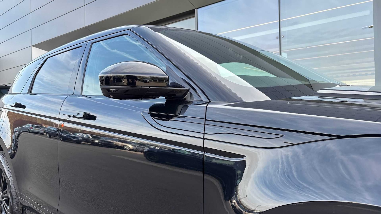 Used Land Rover Range Rover Evoque 2025 for sale - 77333968: Photo 22