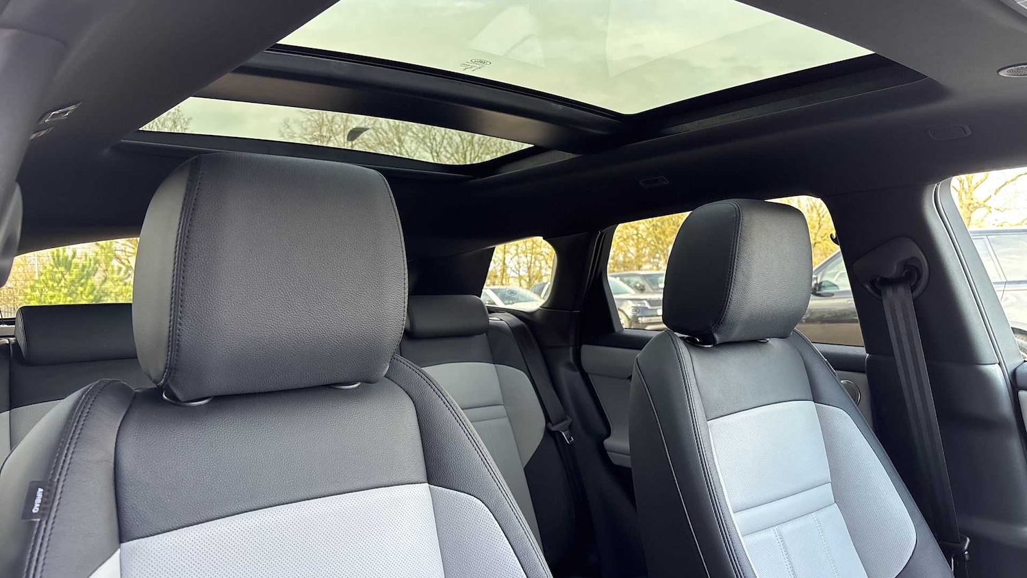 Used Land Rover Range Rover Evoque 2025 for sale - 77333968: Photo 30