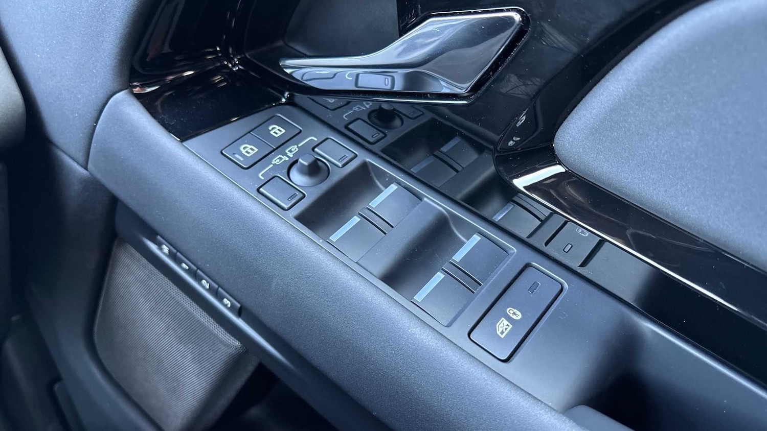 Used Land Rover Range Rover Evoque 2025 for sale - 77333812: Photo 34