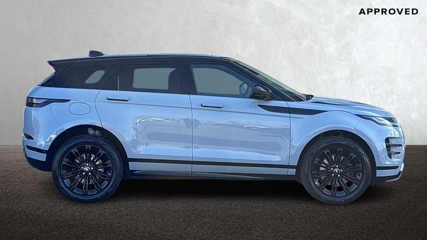 Used Land Rover Range Rover Evoque 2025 for sale - 77333812: Photo 5