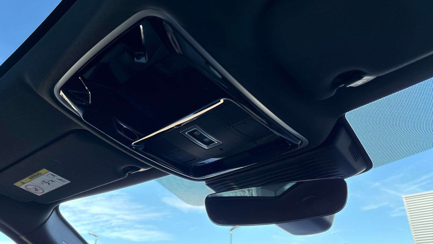 Used Land Rover Range Rover Velar 2024 for sale - 77928755: Photo 23